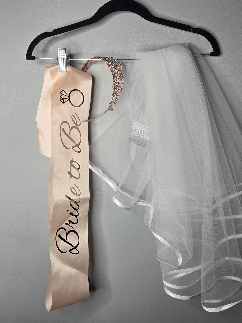 Bride to Be 3-Piece Bridal Set Veil Rose Gold Rhinestone Tiara & Sash
